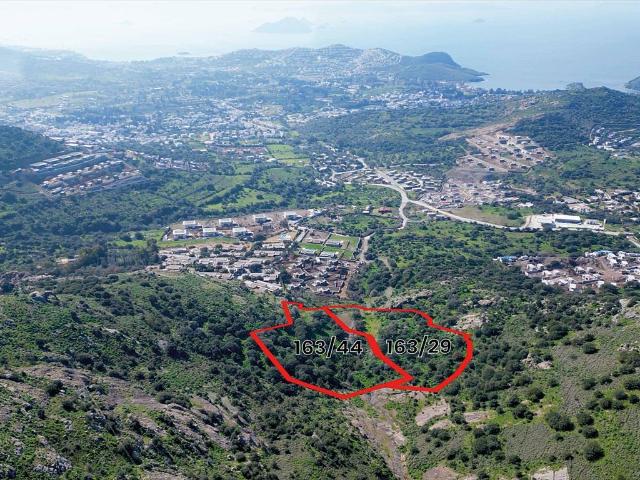 Działka pod willę z projektem, 1,5 km od plaży w Bodrum