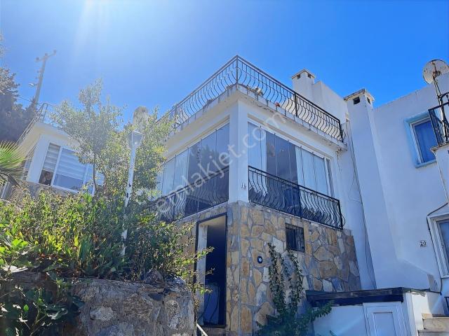 Bodrum Gümüşlük Gümsan 2 Sitesinde Manzaralı 3+1 Dubleks