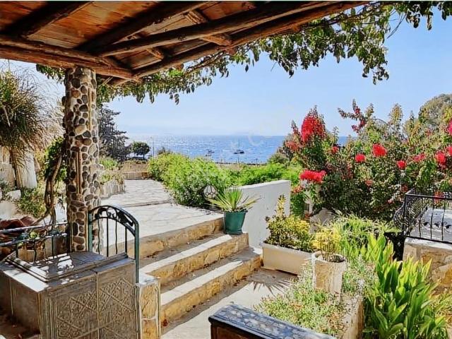 Bodrum Gümüşlük Denize 50 Adım Deniz Manzaralı Villa