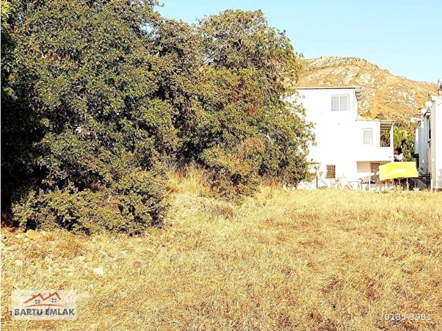 Bodrum Gümüşlük merkezde imarlı projeli 4 villalık satılık arsa