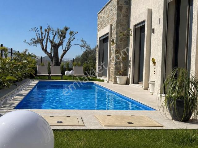 Bodrum Gürece Tek Katlı Müstakil Havuzlu Lüks Villa Kiralık