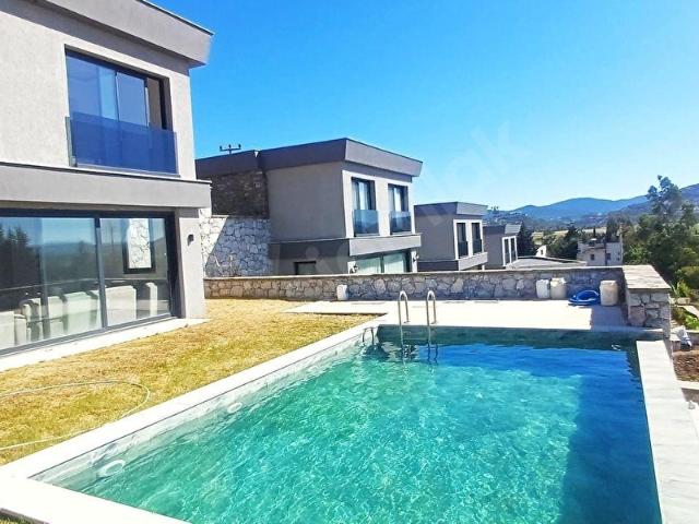 Bodrum DÖRTTEPE de AçıkOtoparklı, Müstakil, Havuzlu, VİLLA