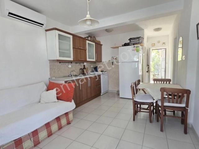 Bodrum Denize Sıfır! Yahşi Çapa Tatil Köyünde 2+1 Kiralık Daire
