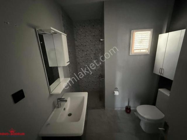 Bodrum Konacık Cadde Ustu Tabela Değeri Yüksek Kiralık İş Yeri
