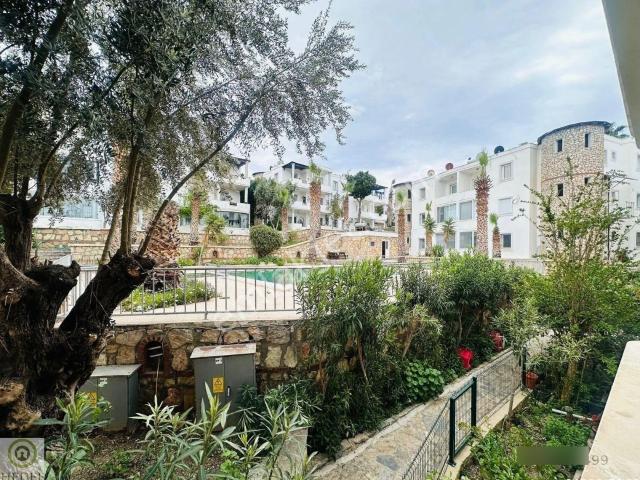 Bodrum Konacık Havuzlu Site İçinde Satılık 2+1 Daire