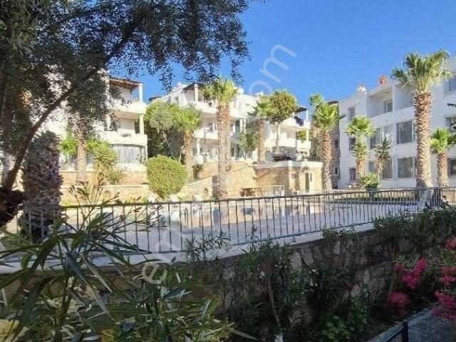 Bodrum Konacıkta Havuzlu Site İçinde Satılık 2+1 Daire