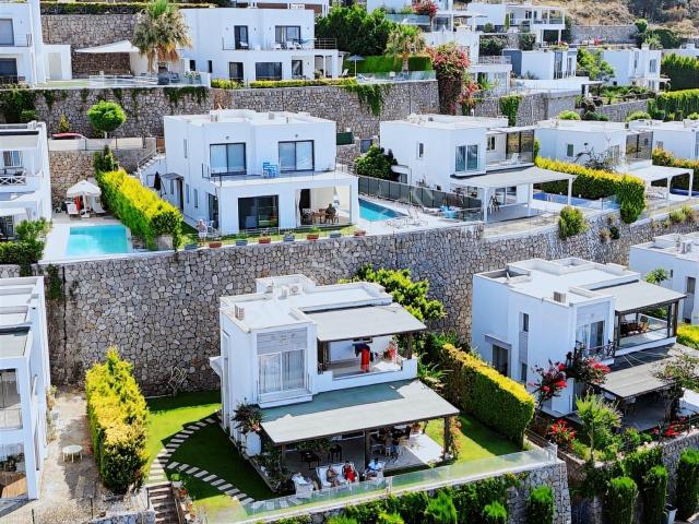 Bodrum Kadıkalesi Satılık Denize Yakın 3+1 Müstakil Villa