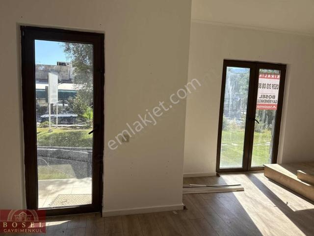 Bodrum Oasis Yani 1+1 Kiralık Ofis