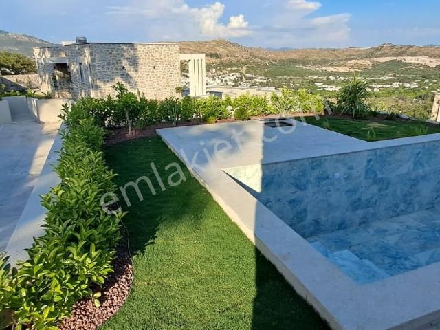 Bodrum Ortakent 4+1 Dubleks Deniz Manzaralı Müstakil Ev