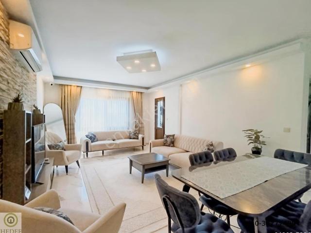 Bodrum Ortakent Merkezde Satılık Bakımlı Ferah 2+1 Üst Kat Daire