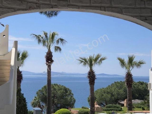 Bodrum Maya Tatil Köyü Satılık 4+1 Bahçe Katı Daire