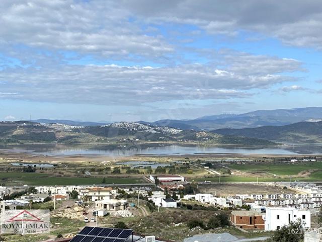 Bodrum Meşelik Deniz ve Göl Manzaralı Satılık Villa Arsası