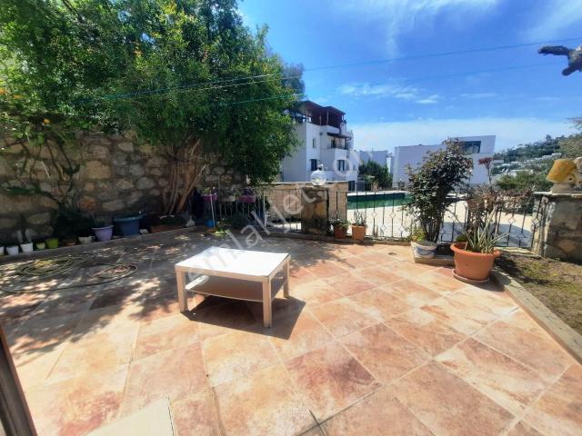 Bodrum Merkez Oasis Civarı – Satılık 3+1 Bahçe Dubleksi