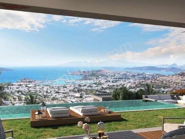 Bodrum Merkezde Ful Kale Ve Deniz Manzaralı Satılık 5+1 Villa