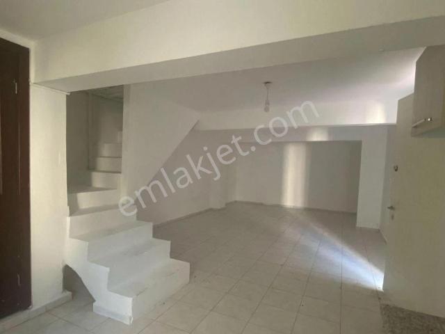 Bodrum Merkezde Yıllık Kiralık 1+0 Stüdyo Daireler