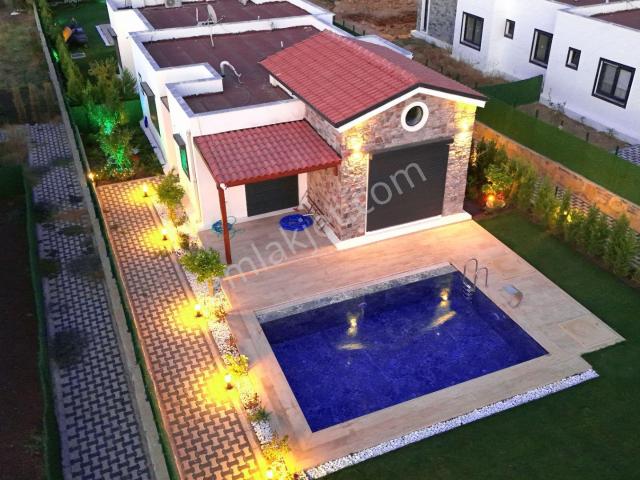 Bodrum Sazköyde Satılık 3+1 Villa