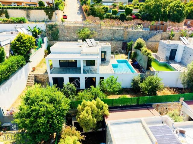 Bodrum Çırkan Mah. Kiralık Eşyasız 3,5+1 Müstakil Havuzlu Villa