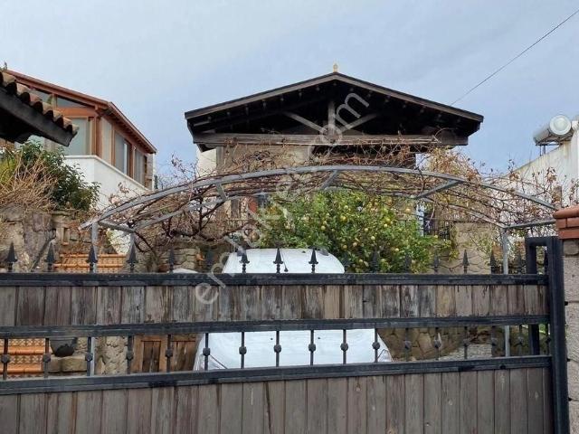 Bodrum Yahşi De Denize Yürüme Mesafesin De Özel Otoparklı Bahçeli Müstakil Aylık Kiralık Villa