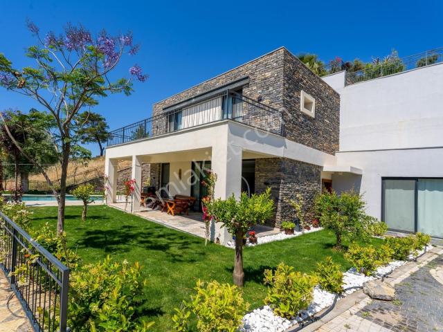 Bodrum Yalıçiftlik Müstakil Havuzlu Satılık Villa
