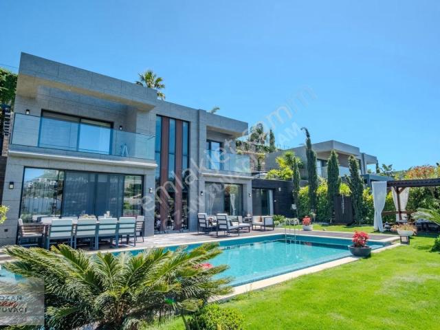 Bodrum Yalıkavak Pera Evleri Satılık 4+1 Villa