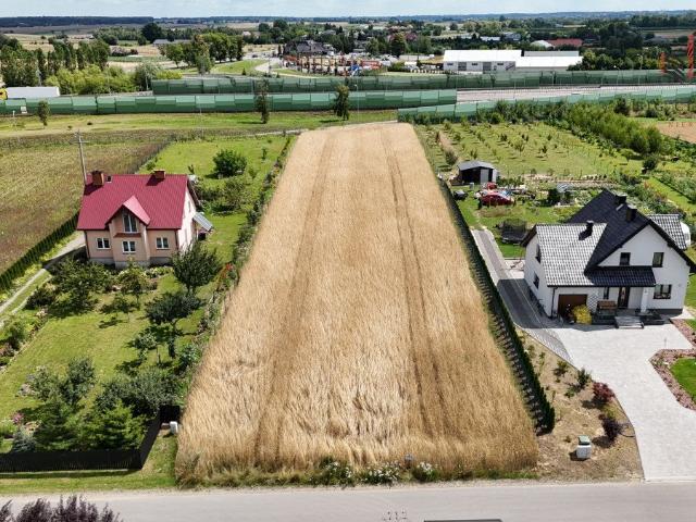 Działka budowlana 2931 m² pod dom w Bogucinie