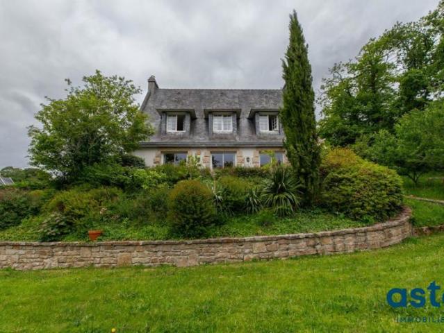 BOHARS NEO BRETONNE FAMILIALE