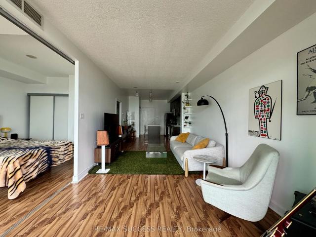 Bohemian Embassy Lofts, #1605