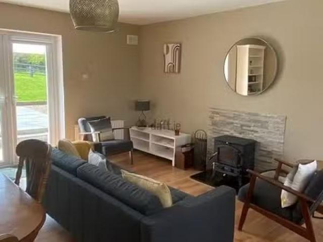 Boherkyle, Ballysimon, Co. Limerick is for rent