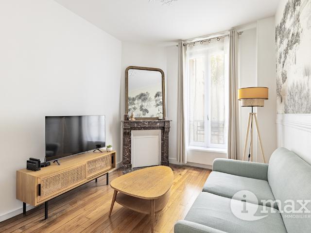 BOIS COLOMBES GARE 2 PIECES 220 000 euros FAI