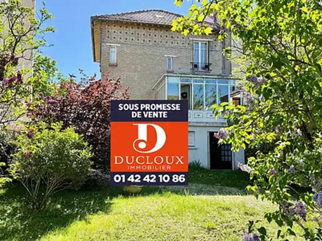 Bois Colombes 92270 Achat / Vente maison 7 pièces t7 au dernier étage parking