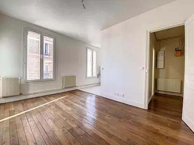 Bois Colombes 92270 Achat / Vente appartement 2 pièces t2 au dernier étage cave