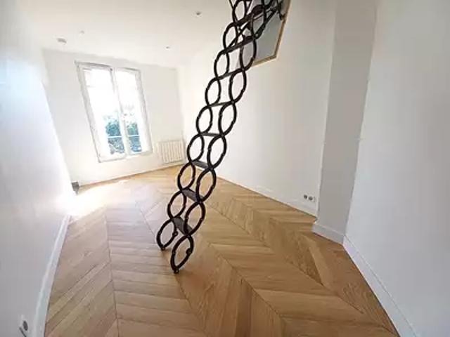 Bois Colombes 92270 Location appartement 2 pièces t2 au dernier étage