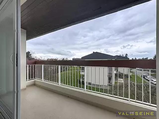 Bois Guillaume 76230 Location appartement 2 pièces t2 au dernier étage cave