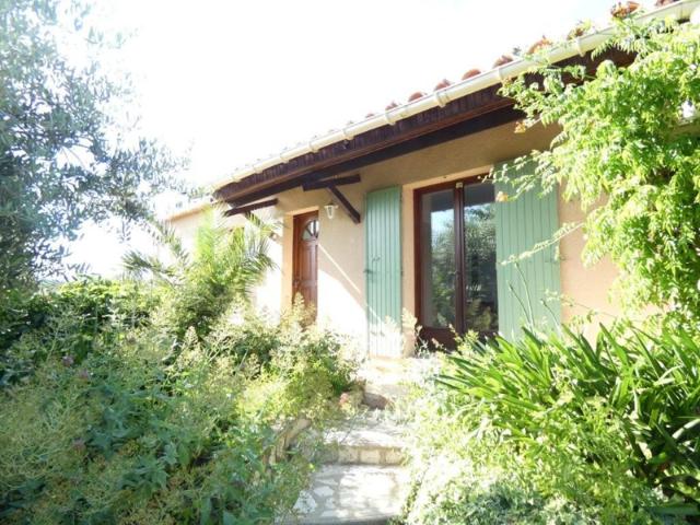 Boisset et gaujac très belle maison de plain pied sur 1450m2