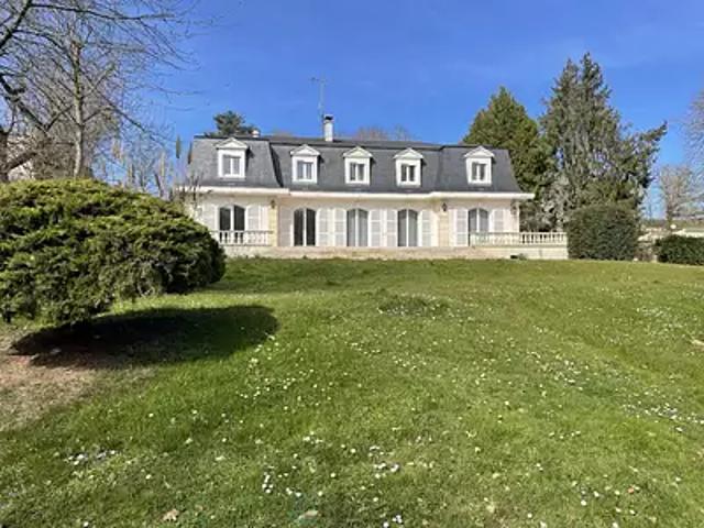 Boissettes 77350 Achat / Vente maison 12 pièces t12 au dernier étage
