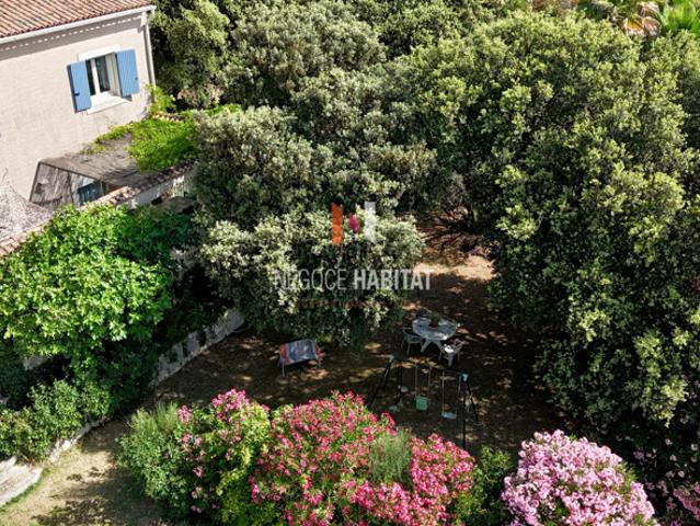 BOISSERON Maison familiale 151 m2 Terrain arboré et pisc