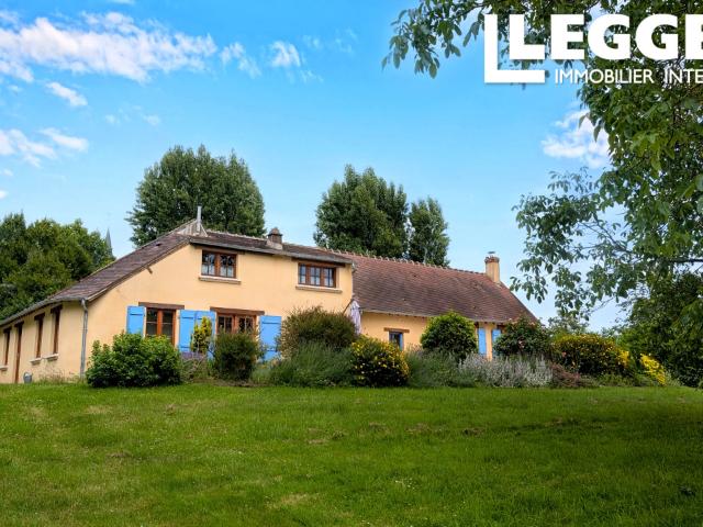 Boissy Maugis, au cœur du Perche, maison au calme en bordure de village, et en bord de rivière, vues.
