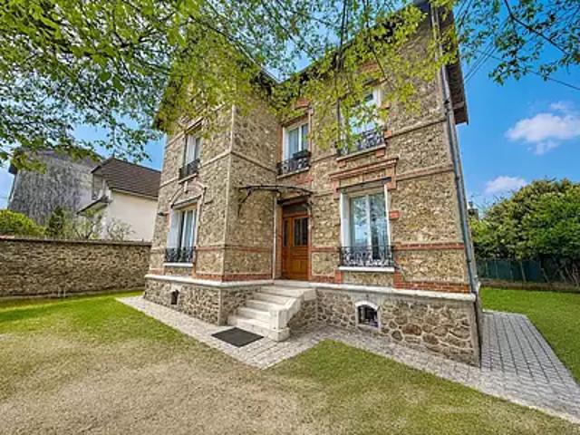 Boissy Saint Léger 94470 Achat / Vente maison 8 pièces t8 terrasse parking