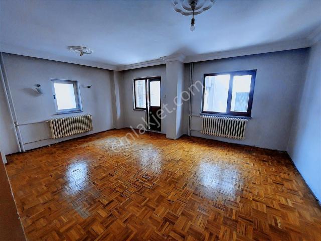 Bolu Merkez'de Karamanlı Mah Kiralık 3+1 Daire