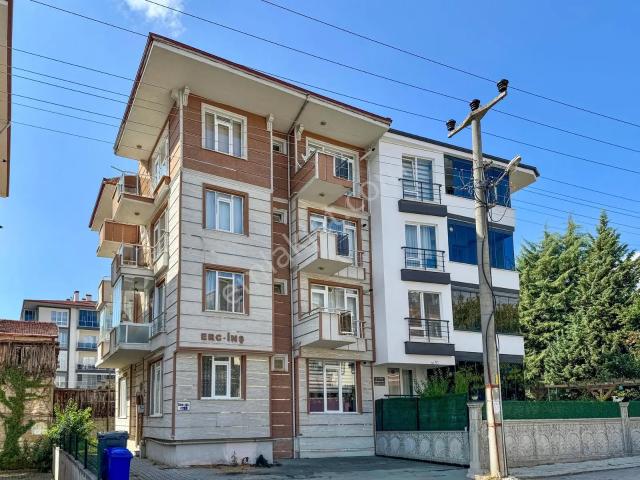 Bolu, Sümer'de, Merkezi Konumda Kiralık 1+1 Daire newdoorsrealty