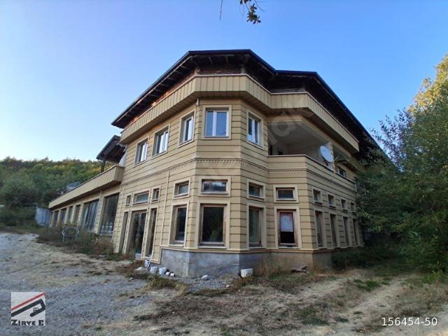 BOLUDA MÜKEMMEL LAKOSYON VE DOĞA İÇİNDE HAVUZLU FIRSAT OTEL