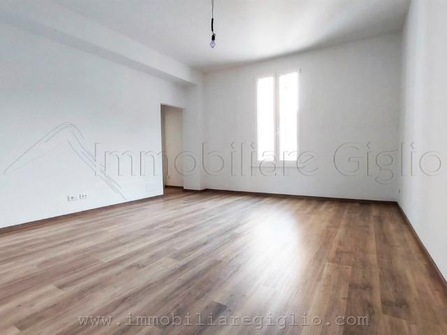 Bolzano Appartamento 4 Stanze + Cucina