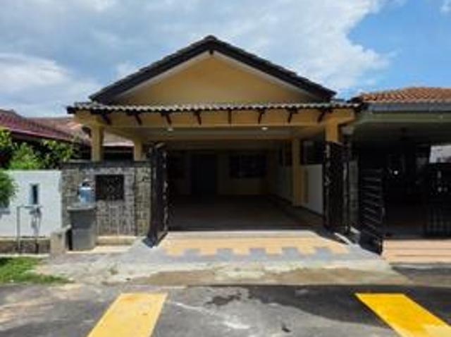 Boleh terus duduk Single storey terrace house Taman Nilai PerdanaN