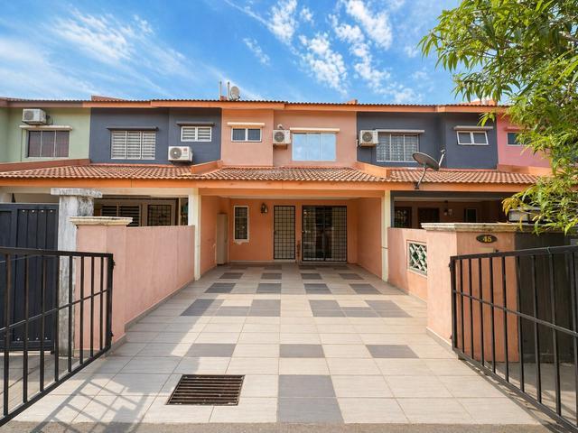 BOLEH FULL LOAN RENOVATED 2 Storey Terrace SP 6 Bandar Saujana Putra