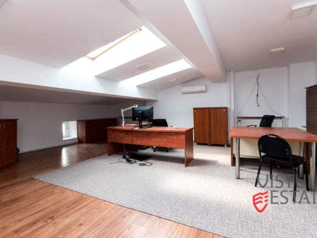 Bolesława Komorowskiego 71 m², Kraków