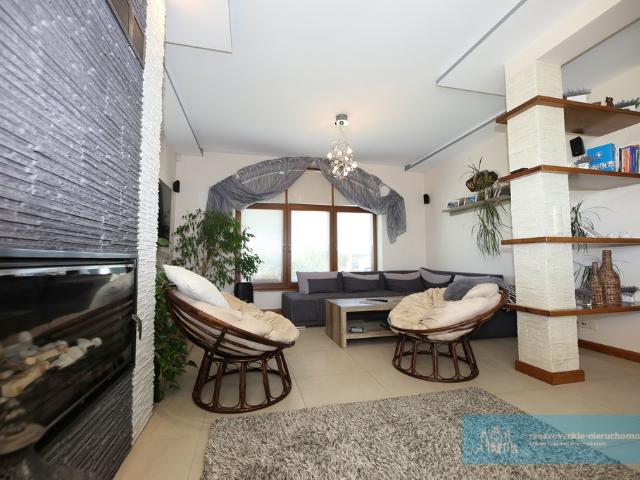 Bolestraszyce, 230 m2