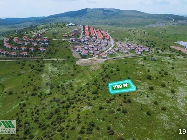BÖLGE UZMANI Recep OLGUN'dan VİLLALAR BÖLGESİNDE 739m2 4.KAT