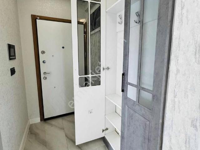 Bölgenin Gözde Sitesinde Havuzlu Sitesin De Sıfır Lüks 3+1