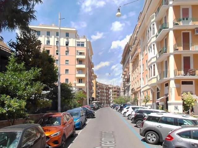 Bologna trilocale ammobiliato