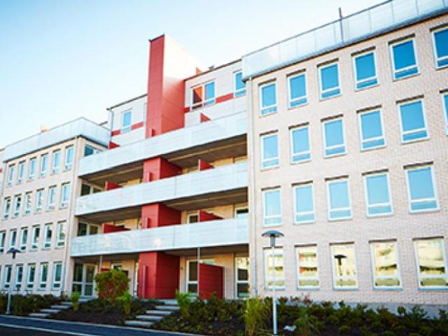 Boplats Väst Lägenhet Hinderbanan 30